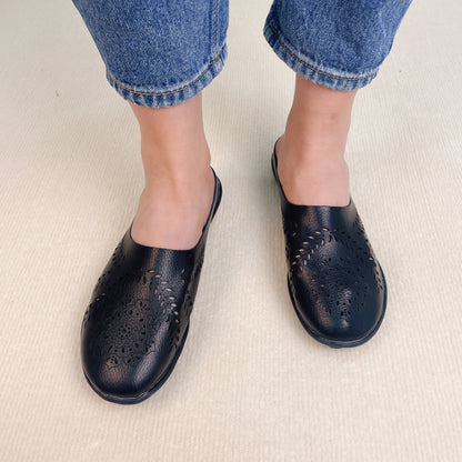 Casual Stride Harmony Hollow Slippers
